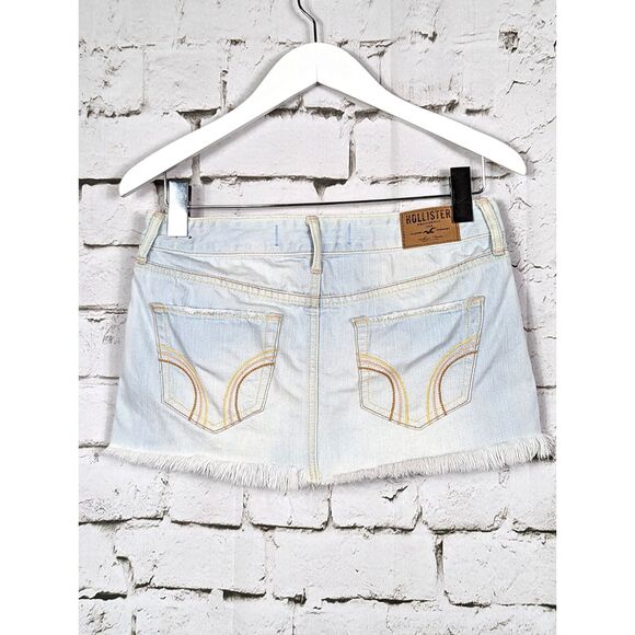 HOLLISTER Y2K Grunge Wash Low-Rise Micro-Mini Festival Denim Skirt Junior Size 3 - Picture 3 of 6
